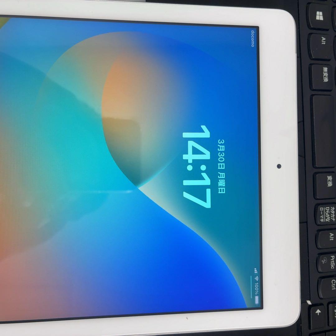 iPad 9.7 32GB celler 第5世代 本体のみ