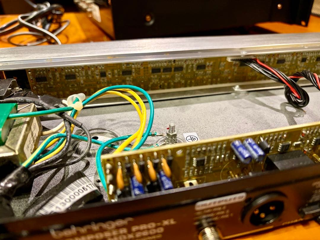 BEHRINGER MDX2600 コンプ リミッター メンテ済 動作確認済