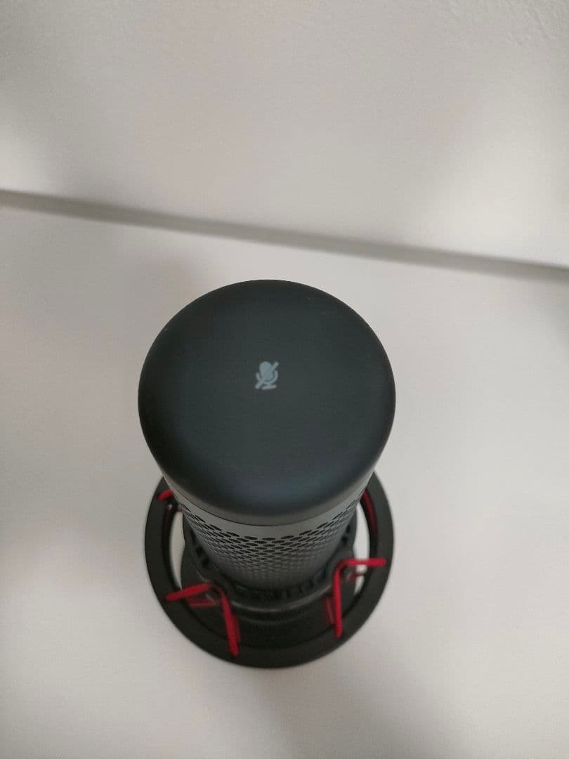 【※タバコの臭いあり】HyperX QuadCast スタンドアロンマイク