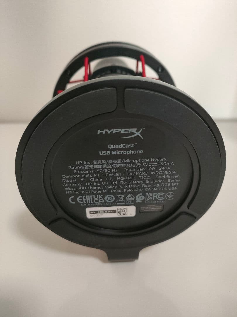 【※タバコの臭いあり】HyperX QuadCast スタンドアロンマイク