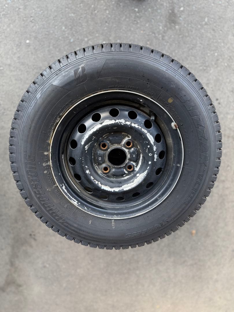 プロボックスBLIZZAK VL10A 2024年製造　165/80R13