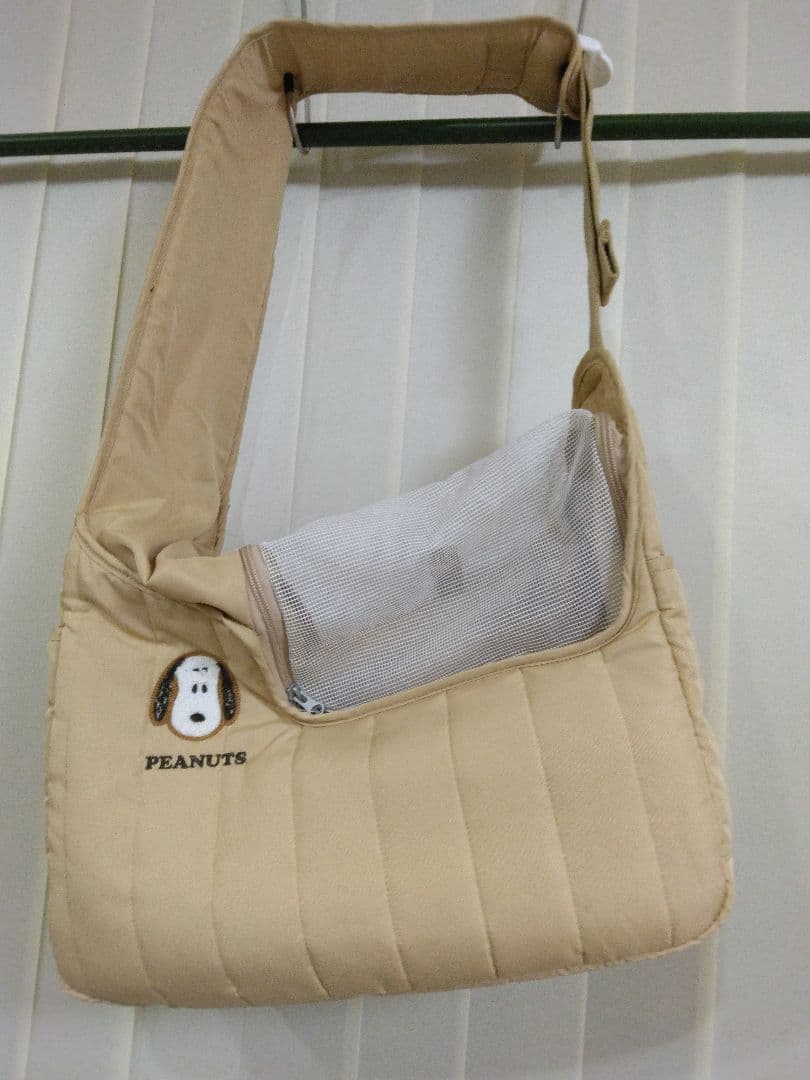 PEANUTS ベージュ キャリーバッグ・スリング