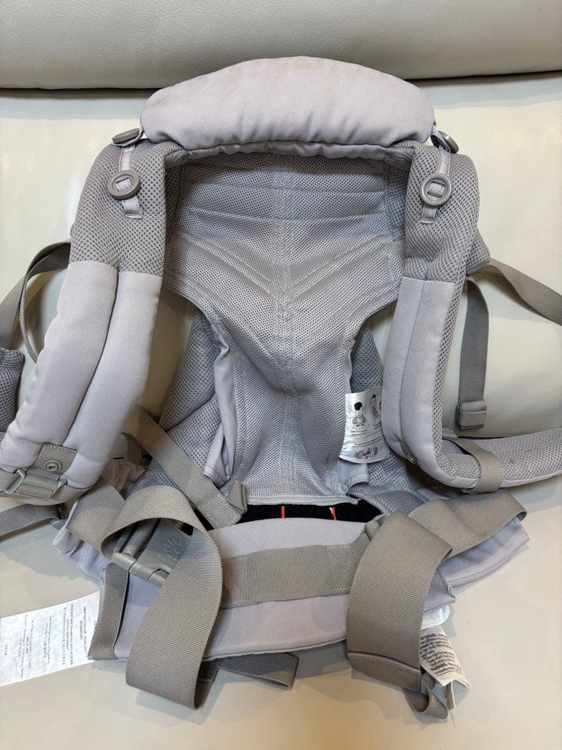 美品ergobabyエルゴベビー オムニ360クールエア メッシュ パールグレー