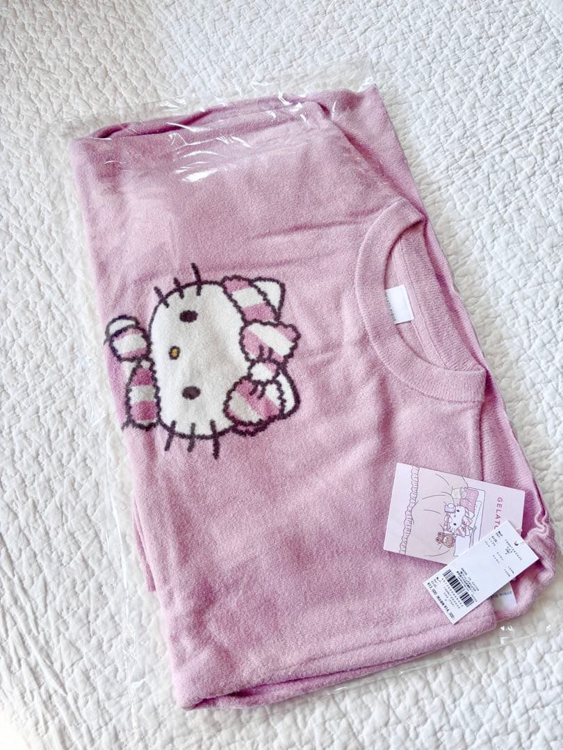 sanrio house スムーズィーセットアップ　キティちゃん　ピンク