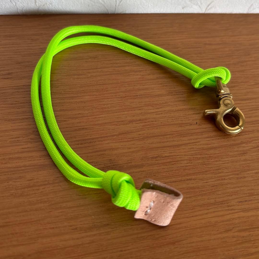 美品◆PETTICA◆ペチカ革財布ファーストウォレット【きらばな】パラコード付き