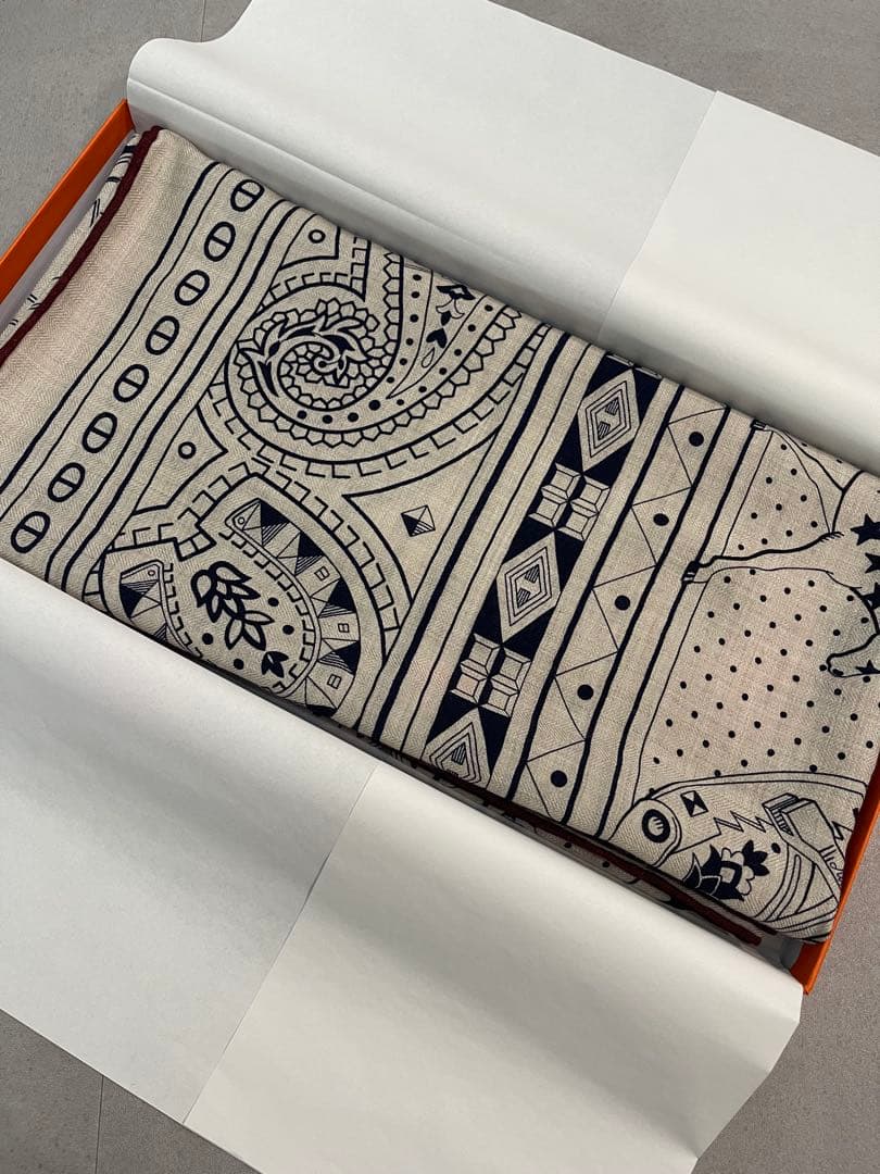 HERMES カレ140 【シュヴァル ドゥ クール】 バンダナ カシシル