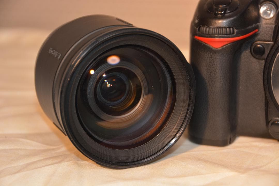 Nikon D7000 デジタル一眼レフカメラ