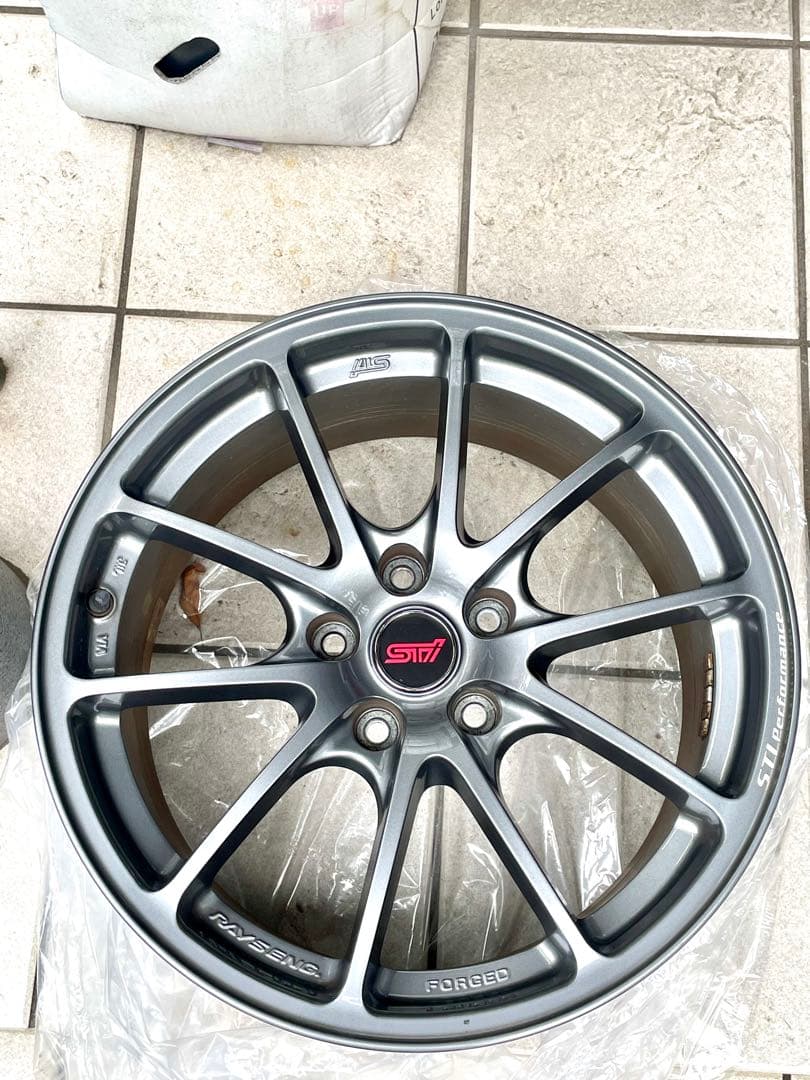 STI パフォーマンスホイール 18インチ 8.5J +53 マットガンブラック