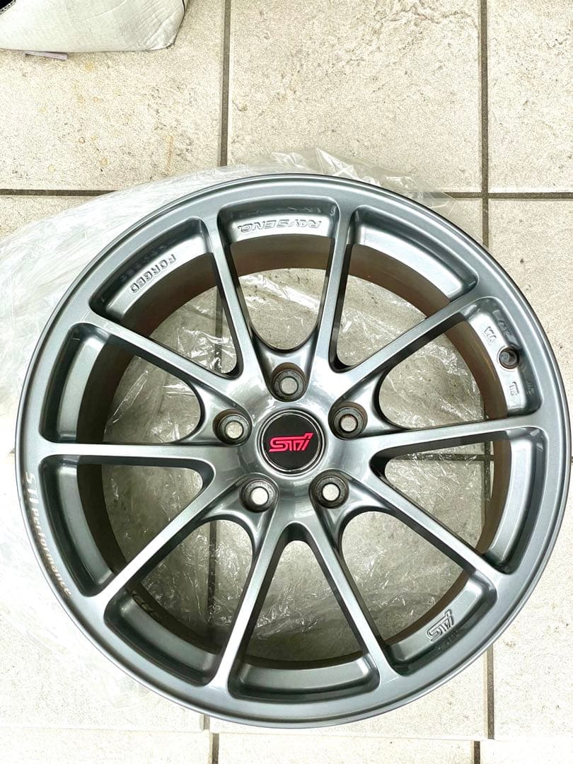 STI パフォーマンスホイール 18インチ 8.5J +53 マットガンブラック