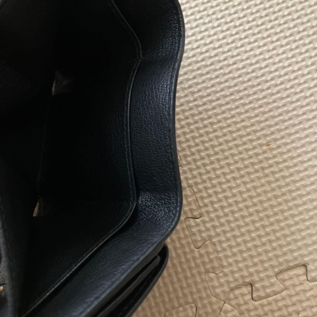美品　miumiu マドラス　財布 ブラック