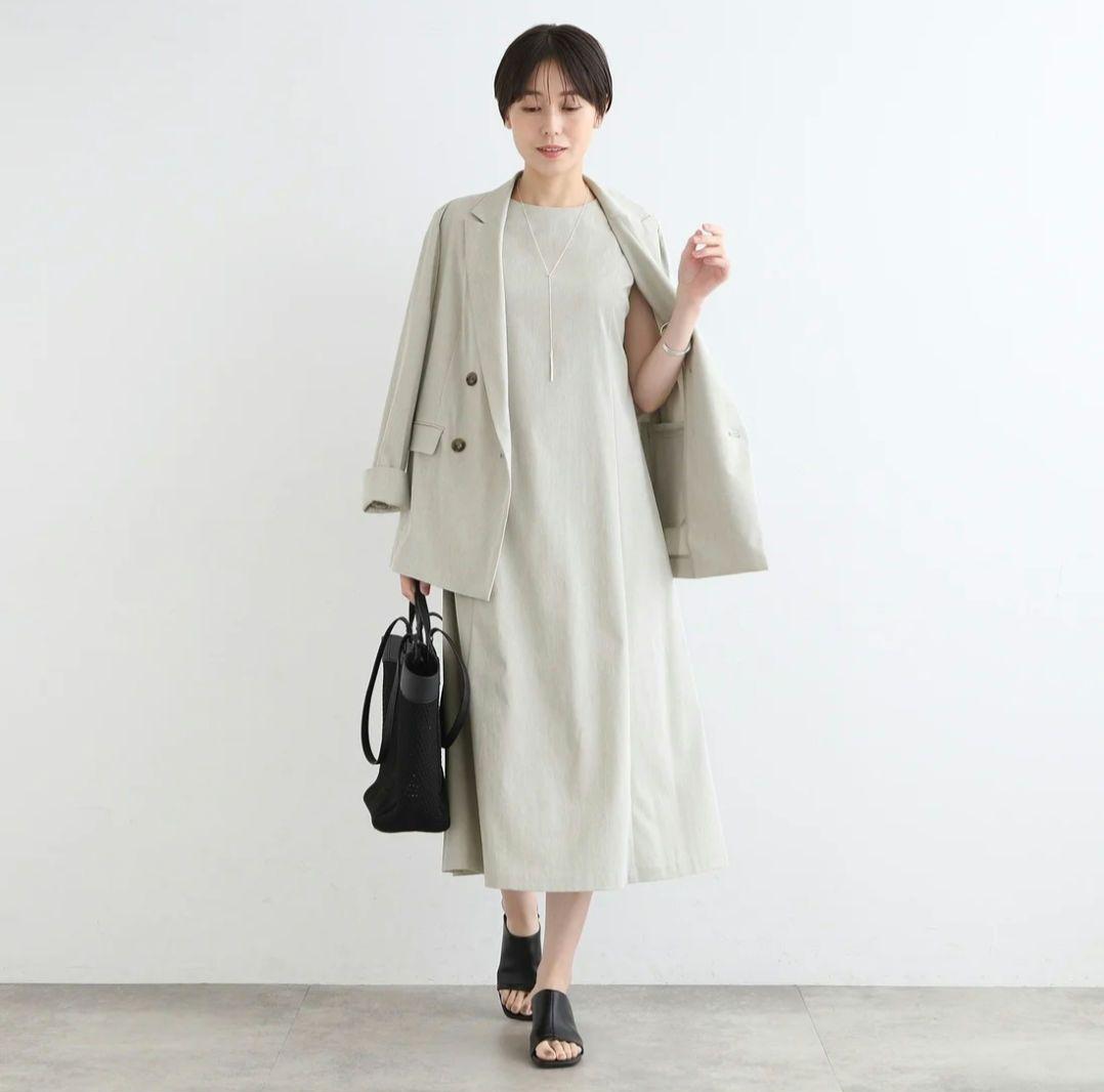 【タグ付き】INDIVI　麻混テーラードダブルジャケット　ライトグレー　日本製