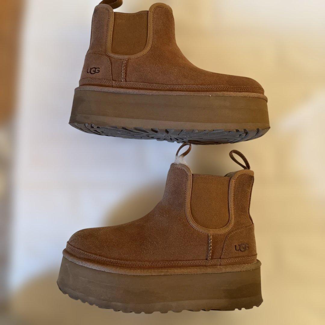UGG 厚底 Neumel プラットフォームブーツ チェルシー