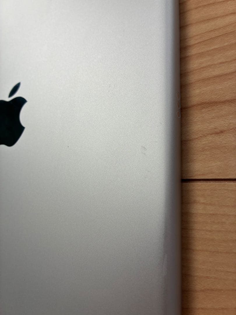 【美品】Apple iPad 第9世代　シルバー 本体