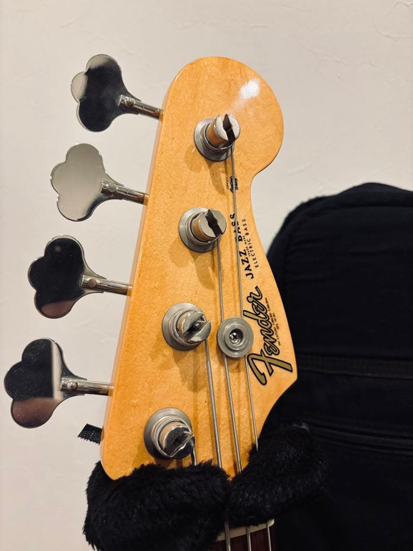 ベース Fender USA American Vintage 62 Jazz Bass