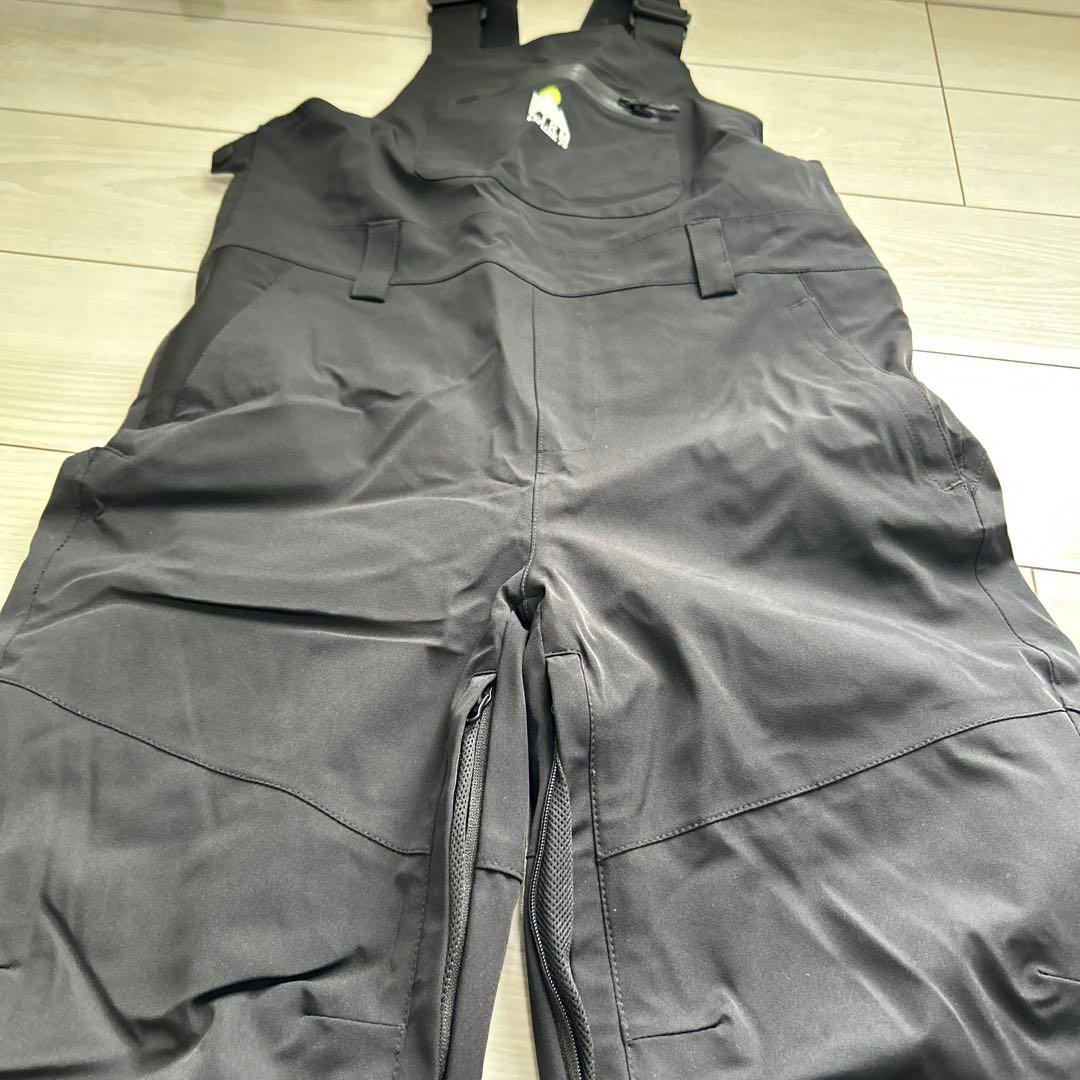 ZARA スキースノボーウェア