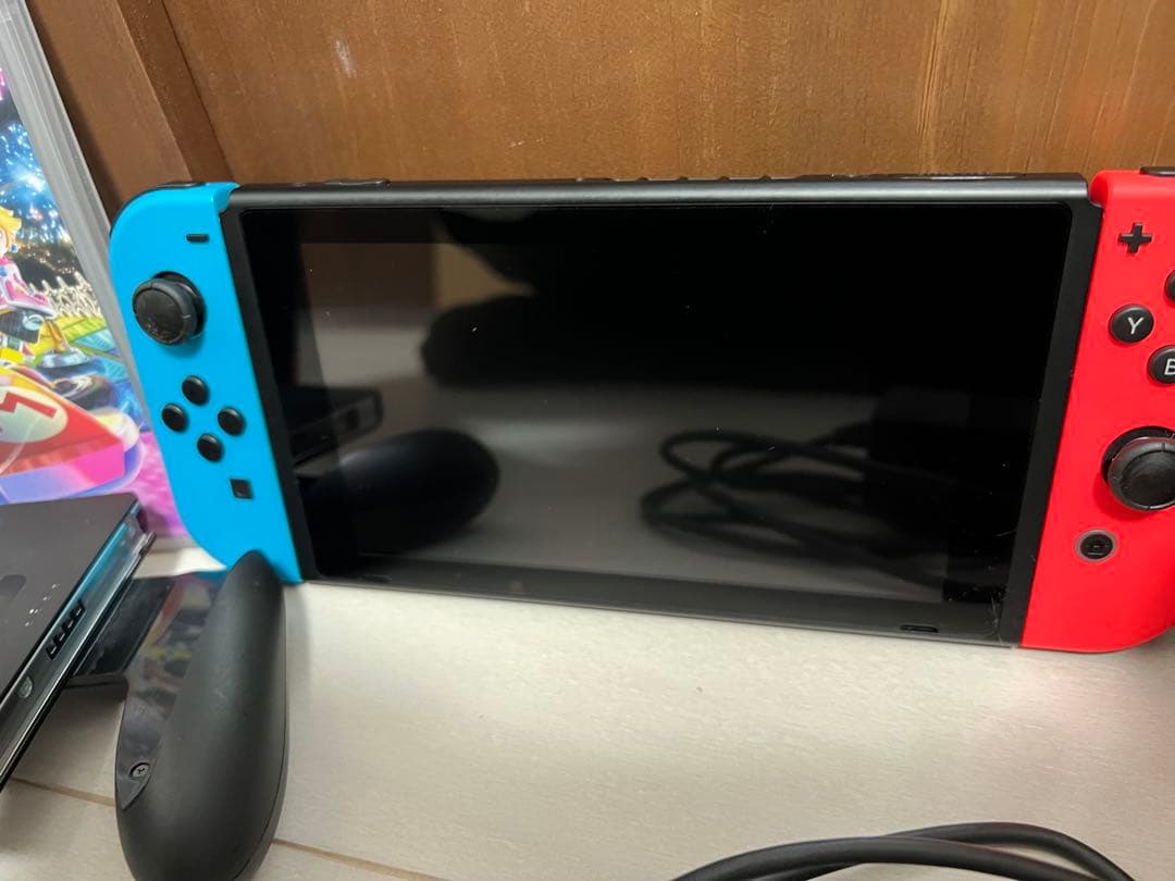 ウ*ン様 Nintendo Switch ネオンブルー/ネオンレッド 本体 箱な