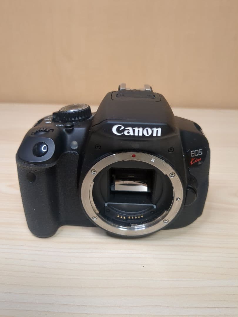 デジタルカメラ Canon EOS KissX6i EF-S 18-135 IS STM Kit