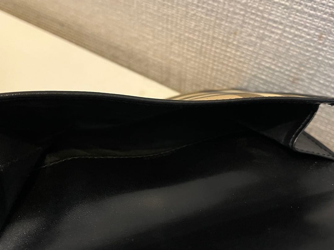 なかなか綺麗な逸品です☺︎BURBERRY /バーバリーノバチェック折財布
