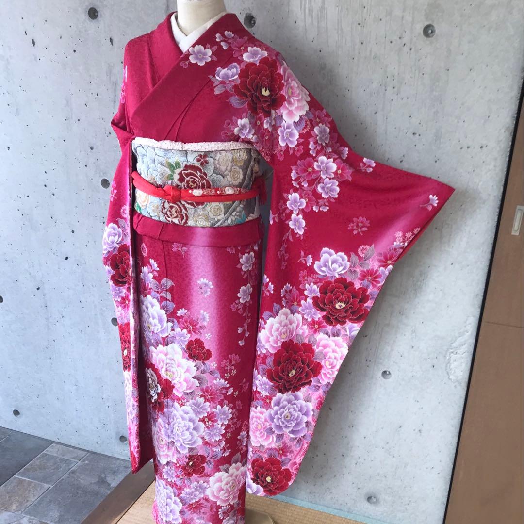 華様【帯付き】正絹　キラキラとした花柄の振袖　花尽くし　袋帯