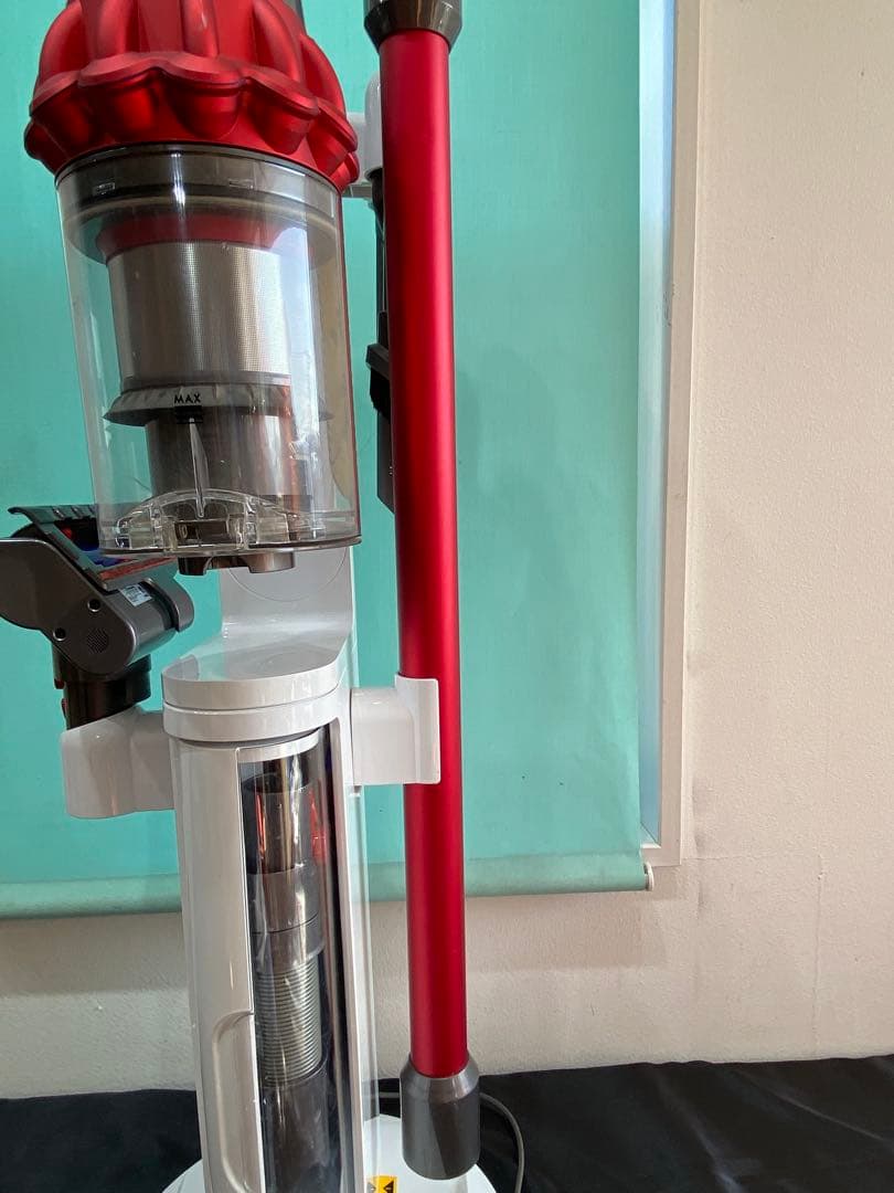 M*s様 dyson スティッククリーナー本体 赤/透明　SV12セット