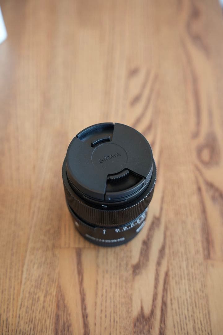 【美品】SIGMA 90mm F2.8 DG DN レンズ
