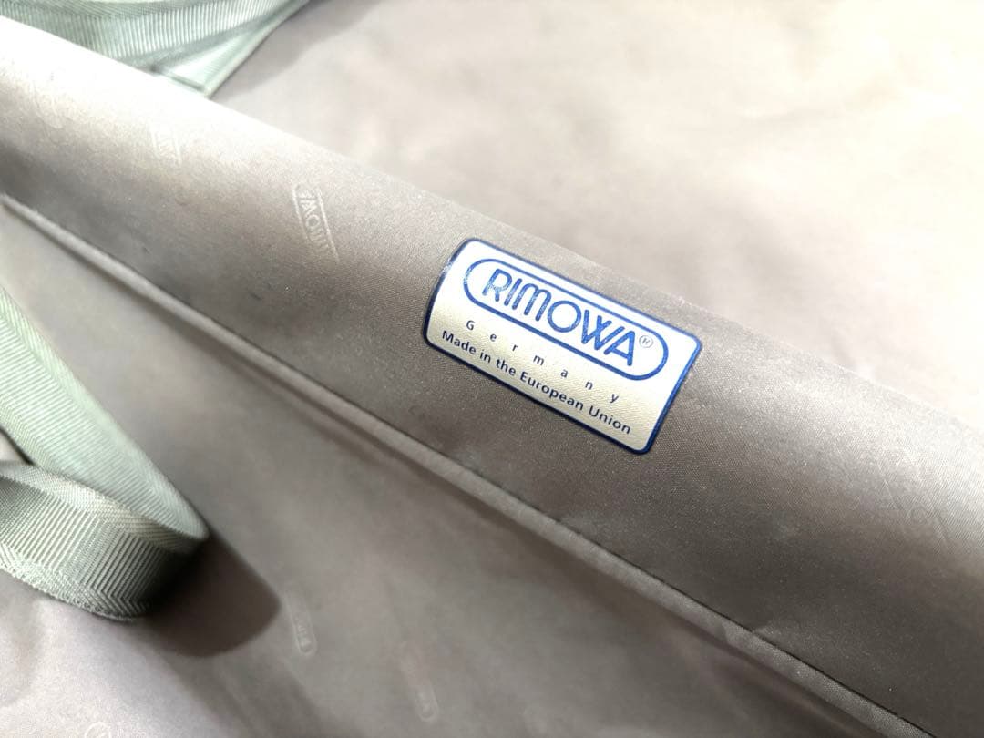 RIMOWA サルサ 2輪 機内持ち込みサイズ