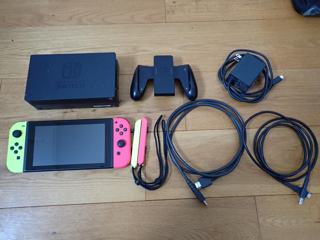 Nintendo Switch 本体 黄/ピンク Joy-Con