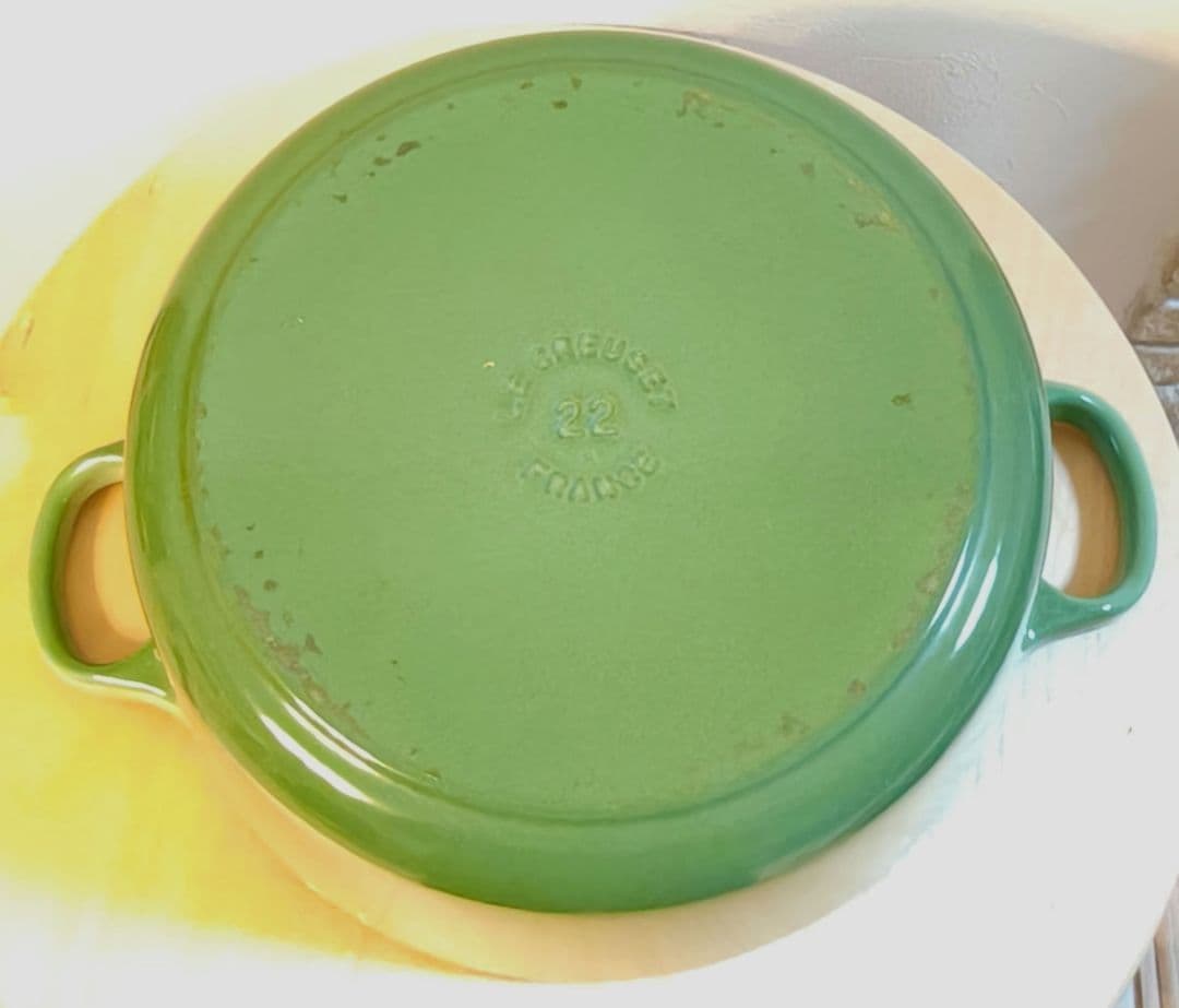 ルクルーゼ　22cm　両手鍋　ココット・ロンド　鍋　lecreuset