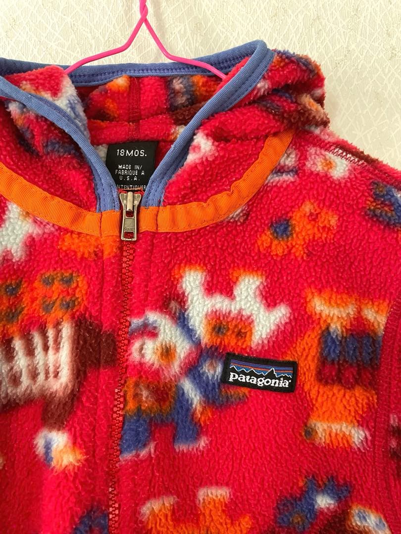レア patagonia フリース USA 18M 赤