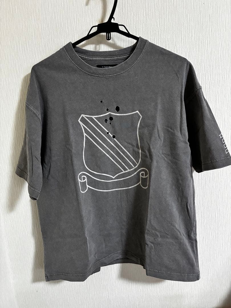 EMBLEM CLASH PIGMENT BIO TEE サンドグレー サイズ3