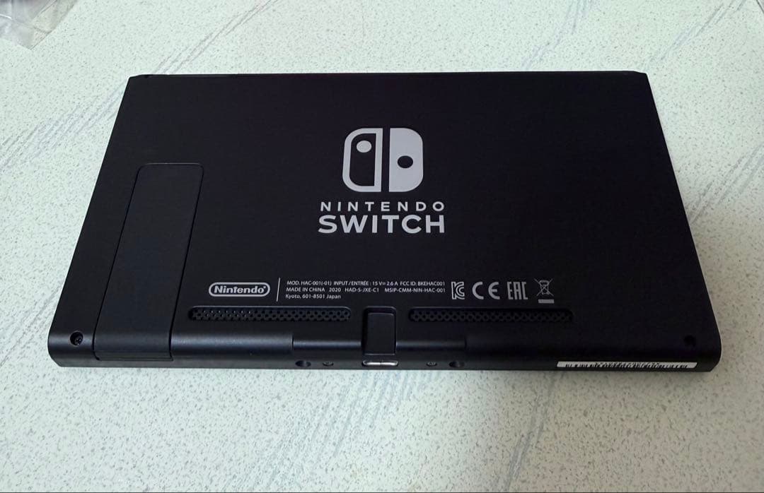 し*う様 Nintendo Switch 本体 クリーニング済み
