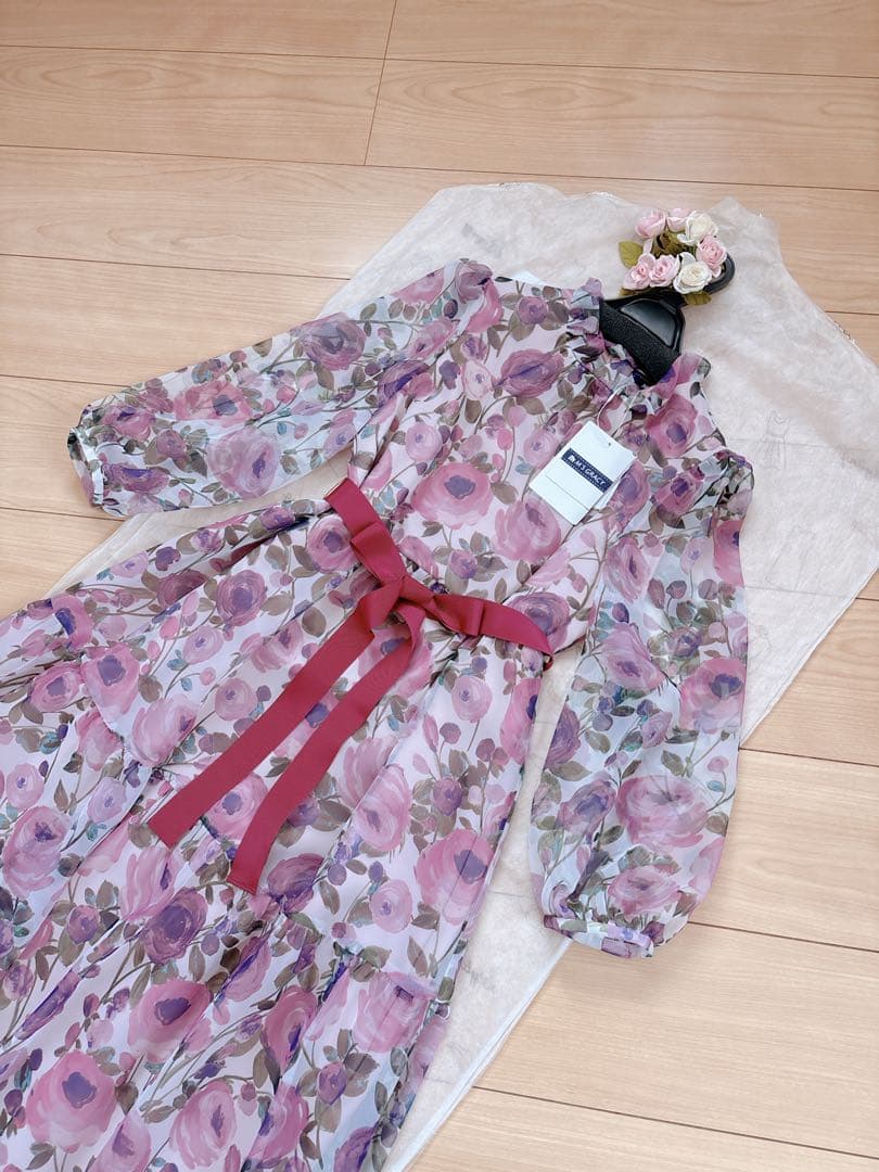 【新品】2026❤️新作❤️エムズグレイシー❤️カタログ掲載❤️花柄　フラワーワンピース