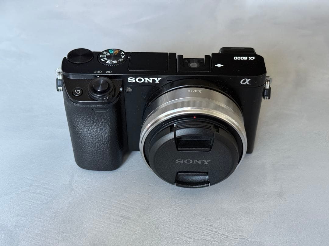 SONY α6000 ボディ（付属品あり）