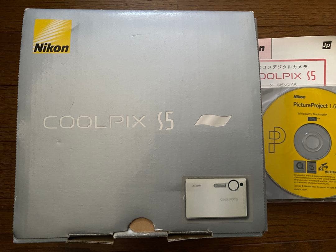 デジカメNikon COOLPIX S5 ホワイト