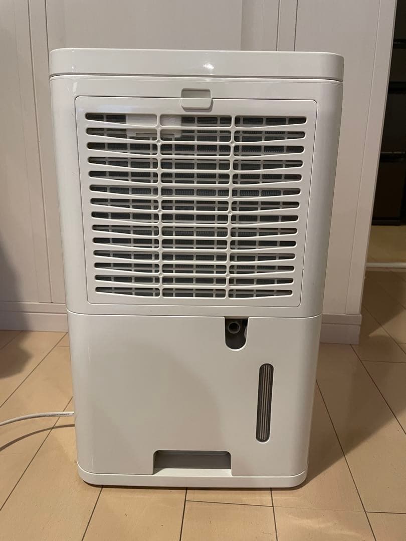 アイリスオーヤマ 衣類乾燥除湿機 DCE-6515 コンプレッサー式 /動作良好