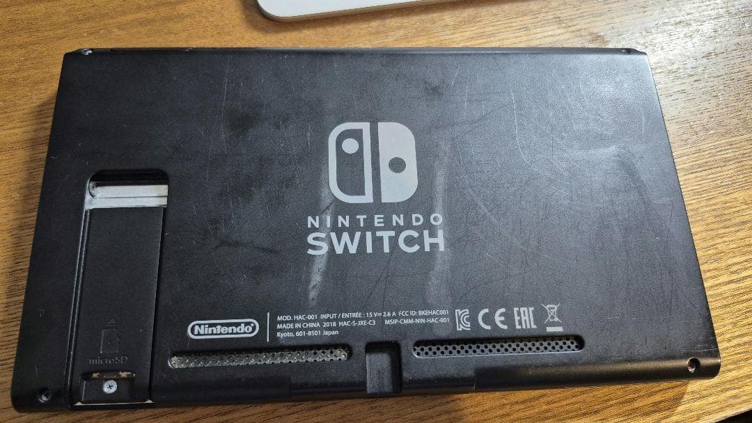 Nintendo switch 2018年モデル　908KS
