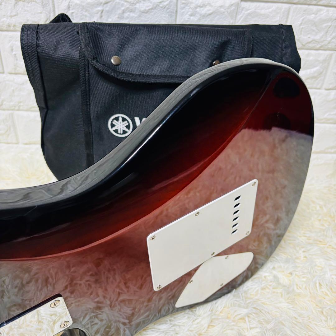 YAMAHA PACIFICA PAC112V パシフィカ