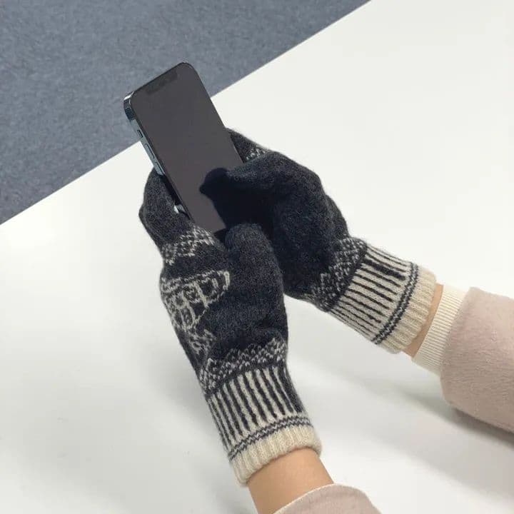 新品タグ付きVivienne Westwood ORB ニット手袋 男女兼用
