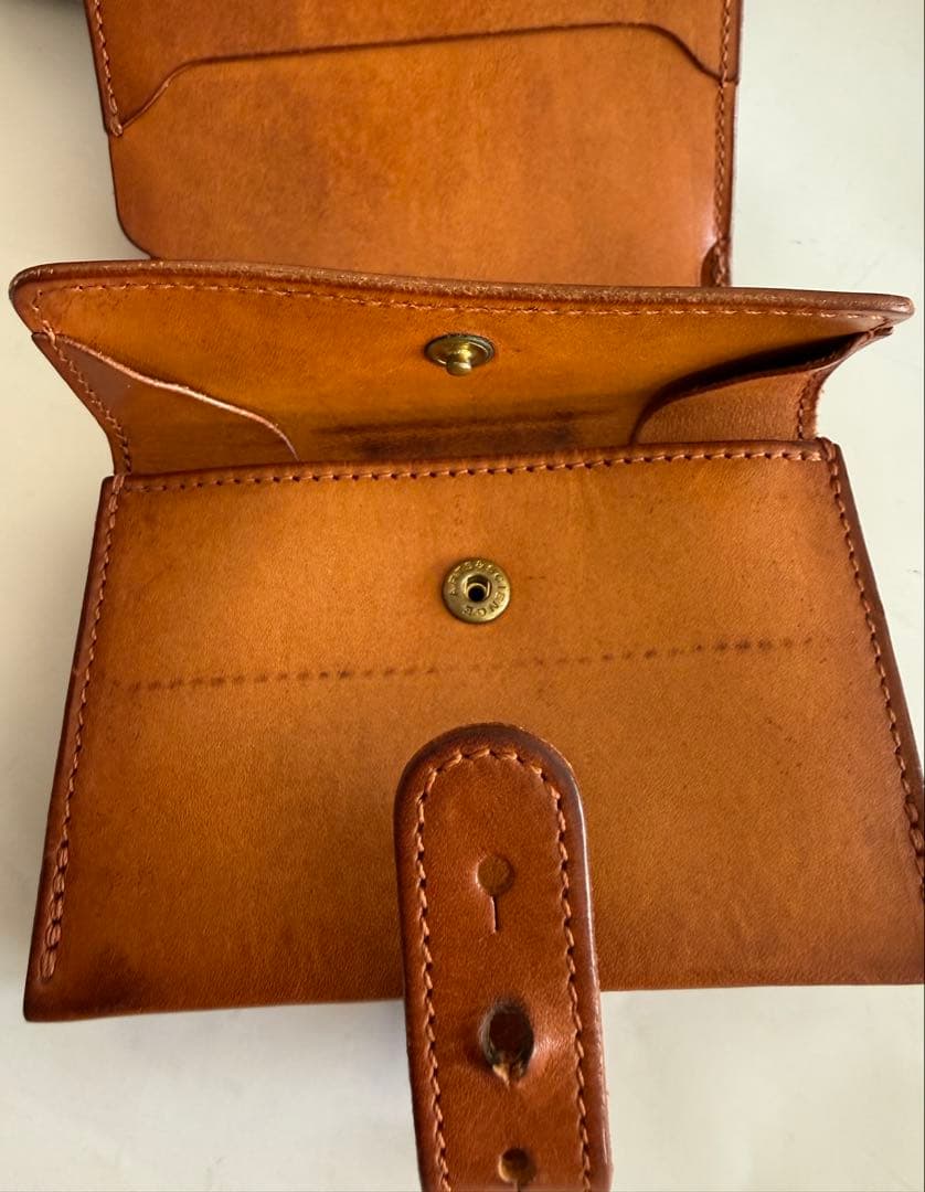 アーツ&サイエンス jabara short wallet二つ折り財布 キャメル