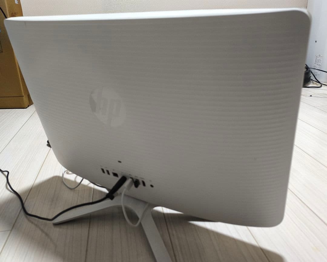 HP一体型21.5インチ / Win11 / i3 / 8GB / キーボード付