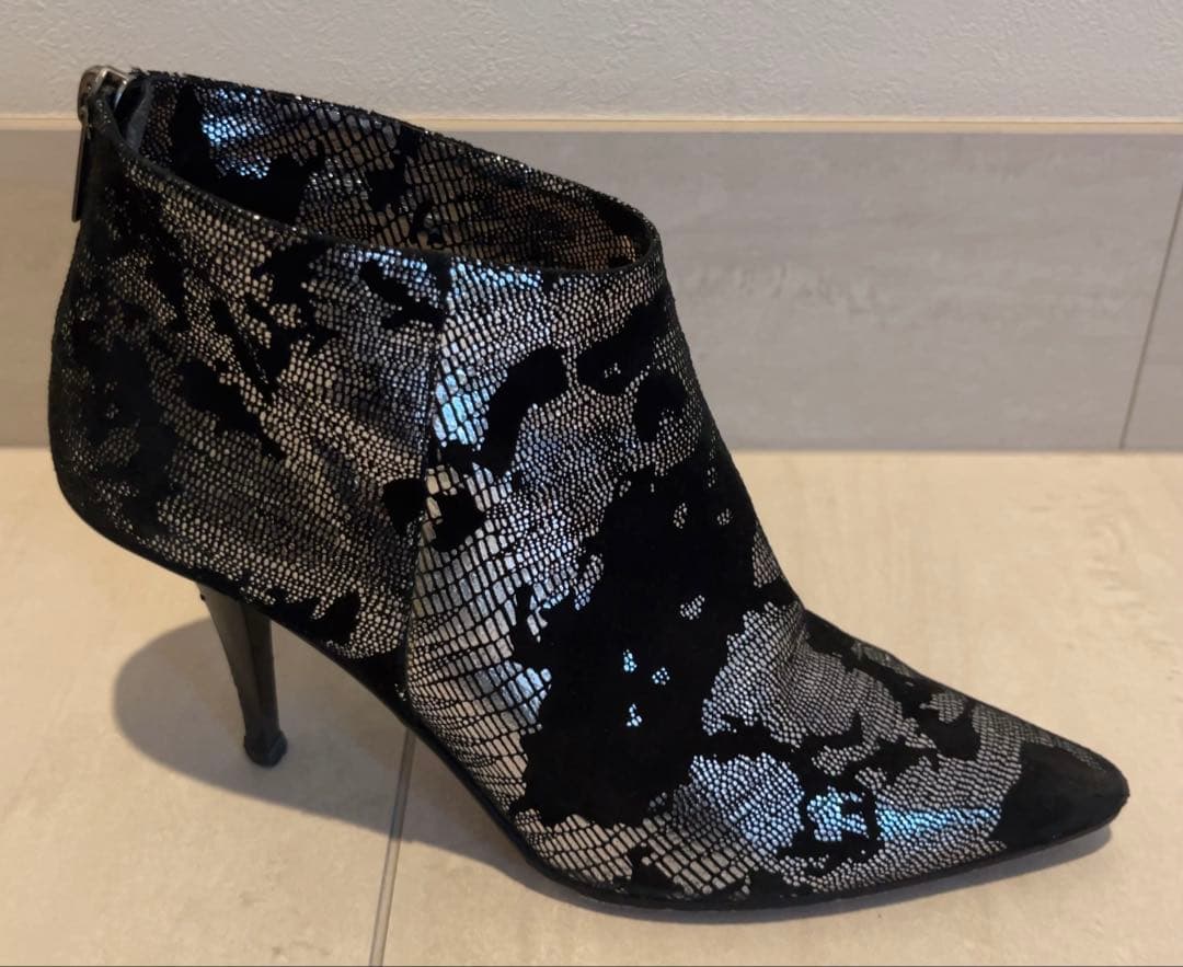 【JIMMY CHOO（ジミー チュウ）】ショートブーツ　靴　ピンヒール