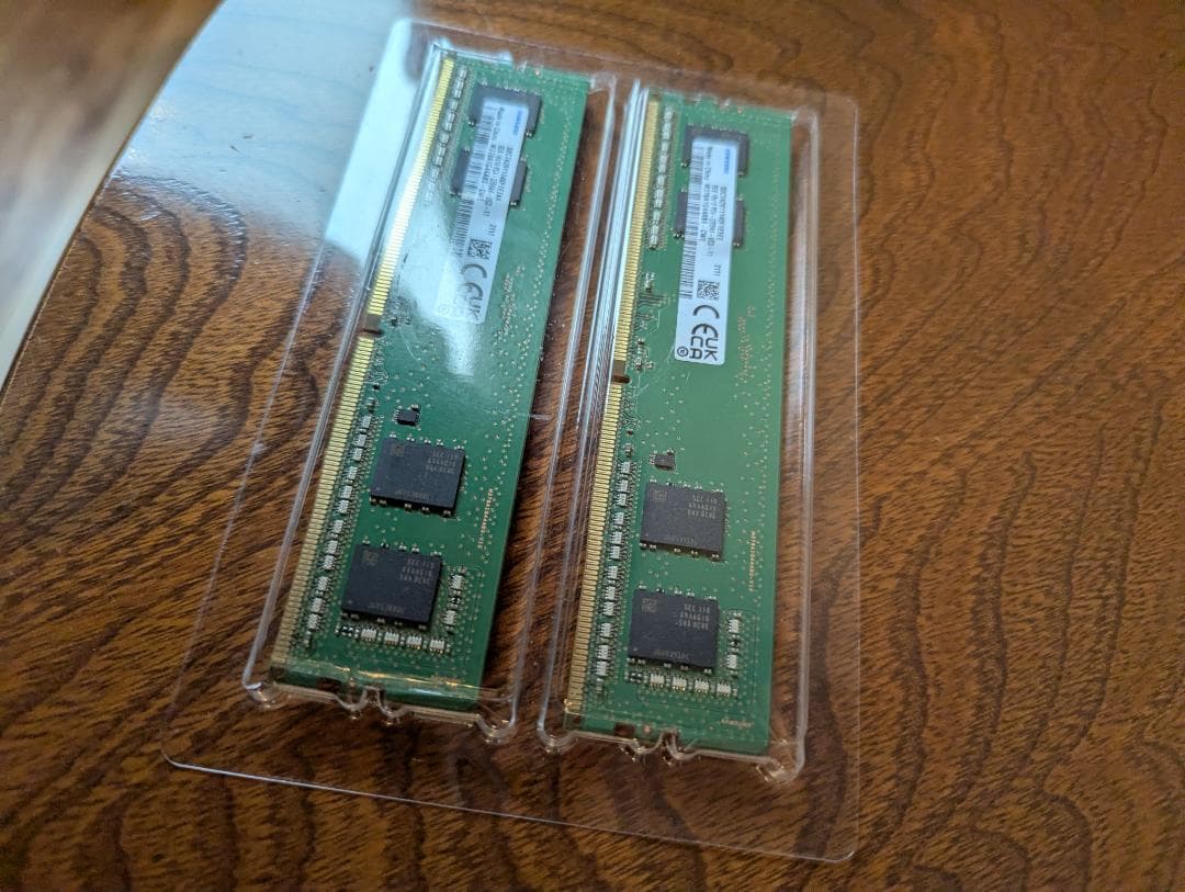 DDR4 8GB メモリー 2枚組 PC4-19200