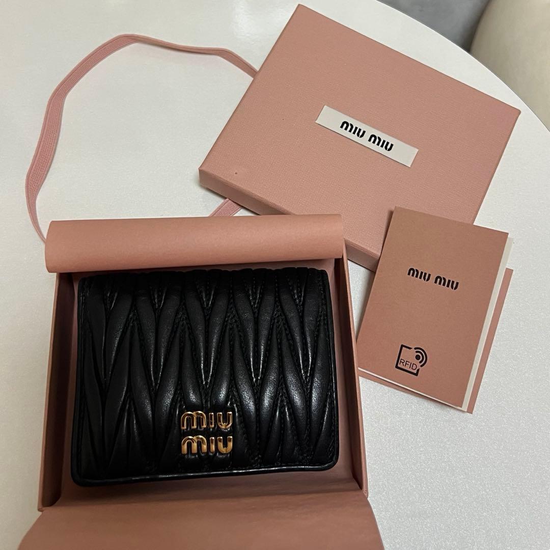 MIUMIU 財布 正規品