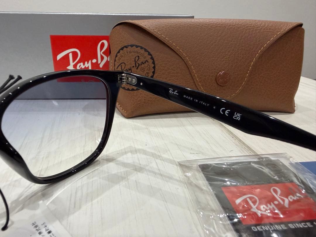Ray-Ban ORB4258F サングラス　レイバン