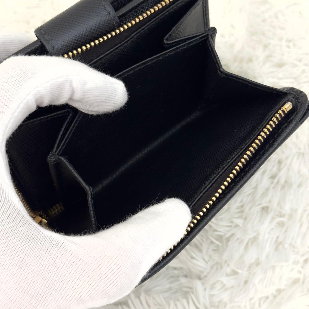 美品✨PRADA プラダ サフィアーノ 財布 ブラック 二つ折り レザー