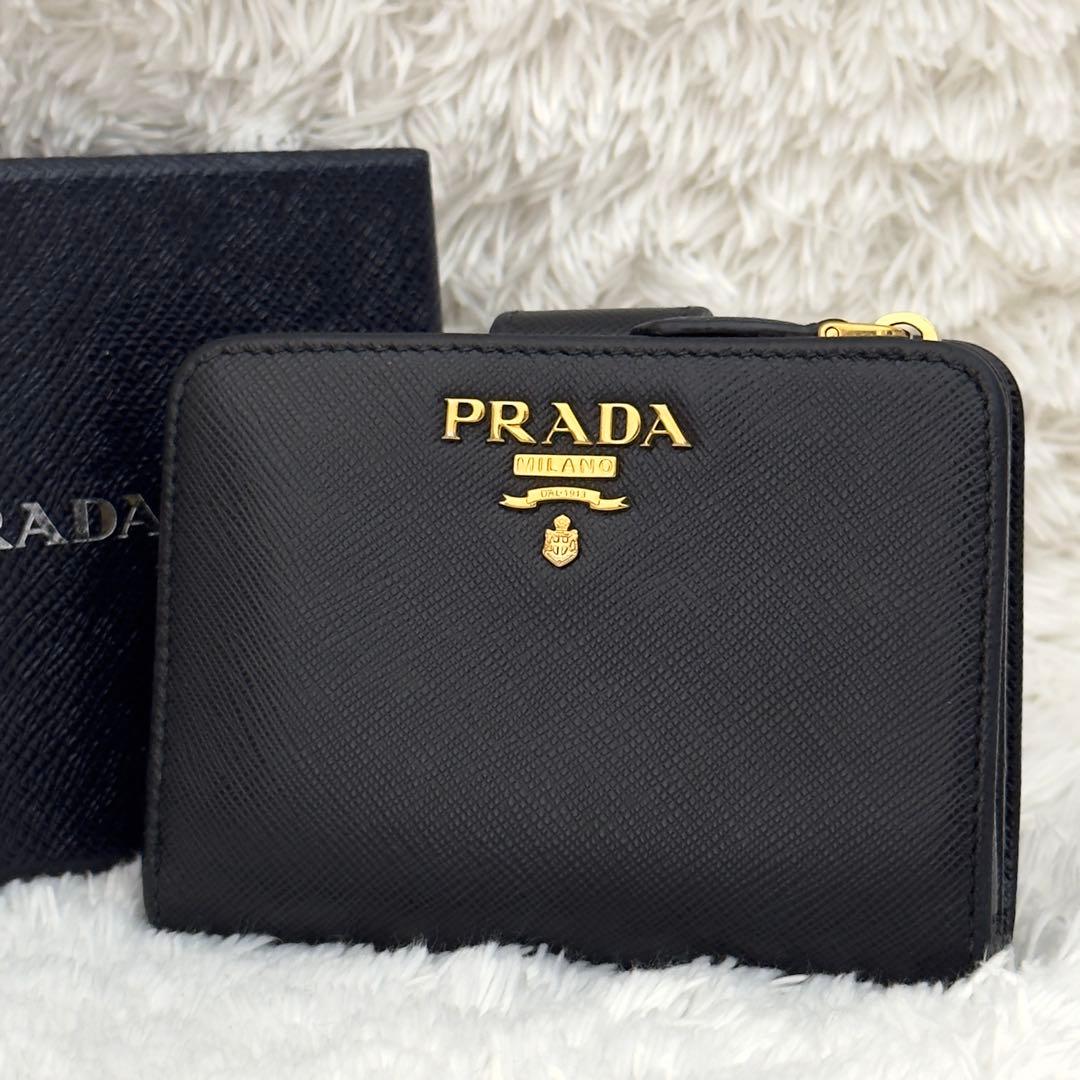 美品✨PRADA プラダ サフィアーノ 財布 ブラック 二つ折り レザー