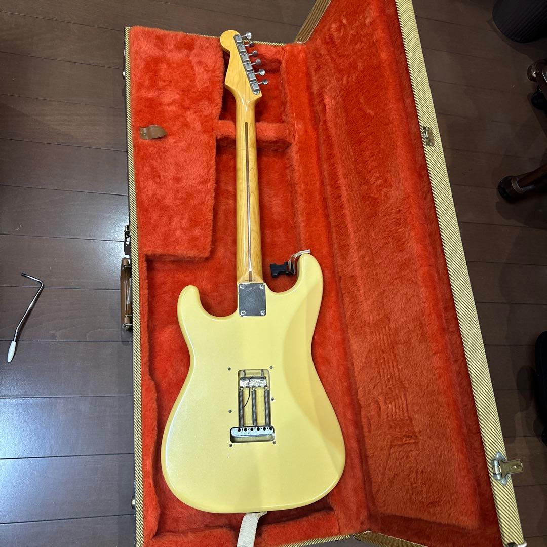 ST57-140YM フェンダージャパン イングヴェイモデル