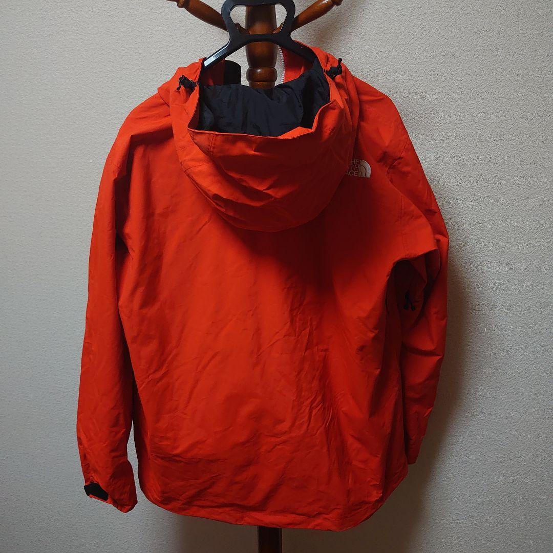 THE NORTH FACE オレンジジャケット