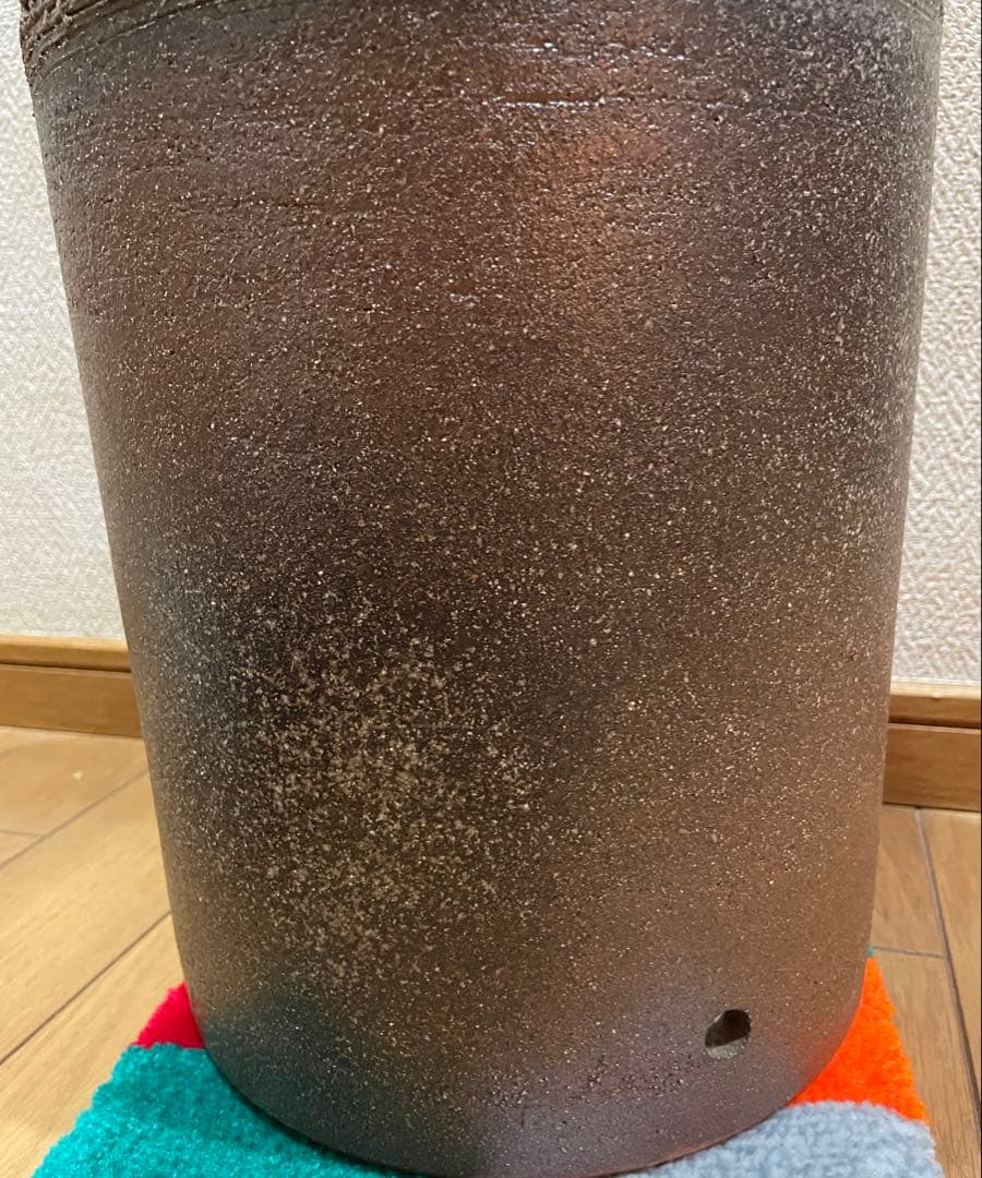 信楽焼　ブラウン 陶器製 傘立て　新品