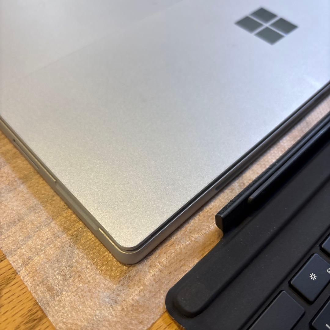 【大幅値下げ】Microsoft Surface Pro 7 256GB 8GB